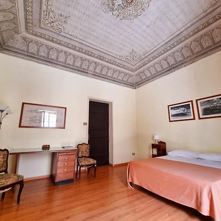 Piazza Politeama Apartman Palermo Kültér fotó