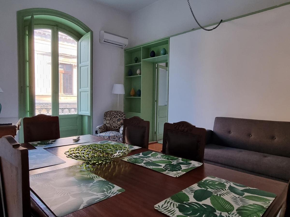 Piazza Politeama Apartman Palermo Kültér fotó