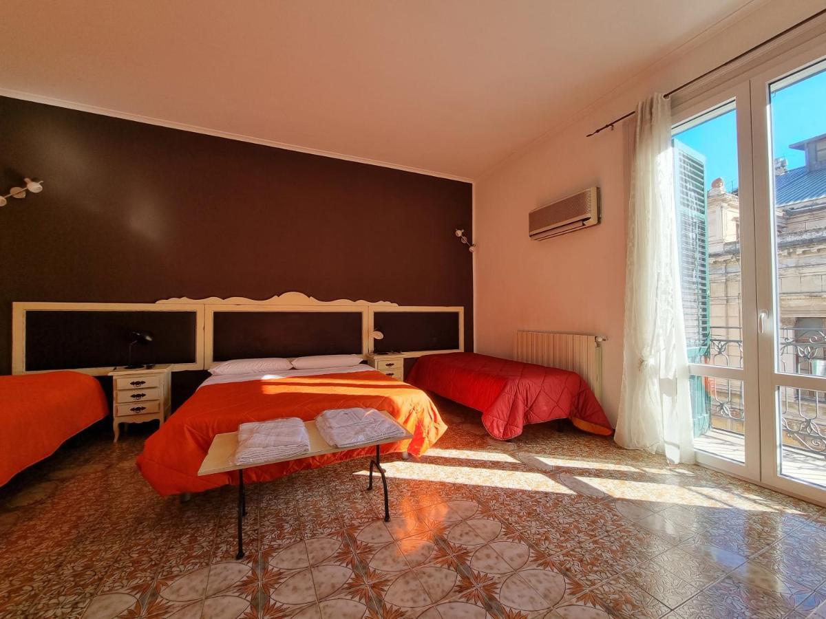 Piazza Politeama Apartman Palermo Kültér fotó