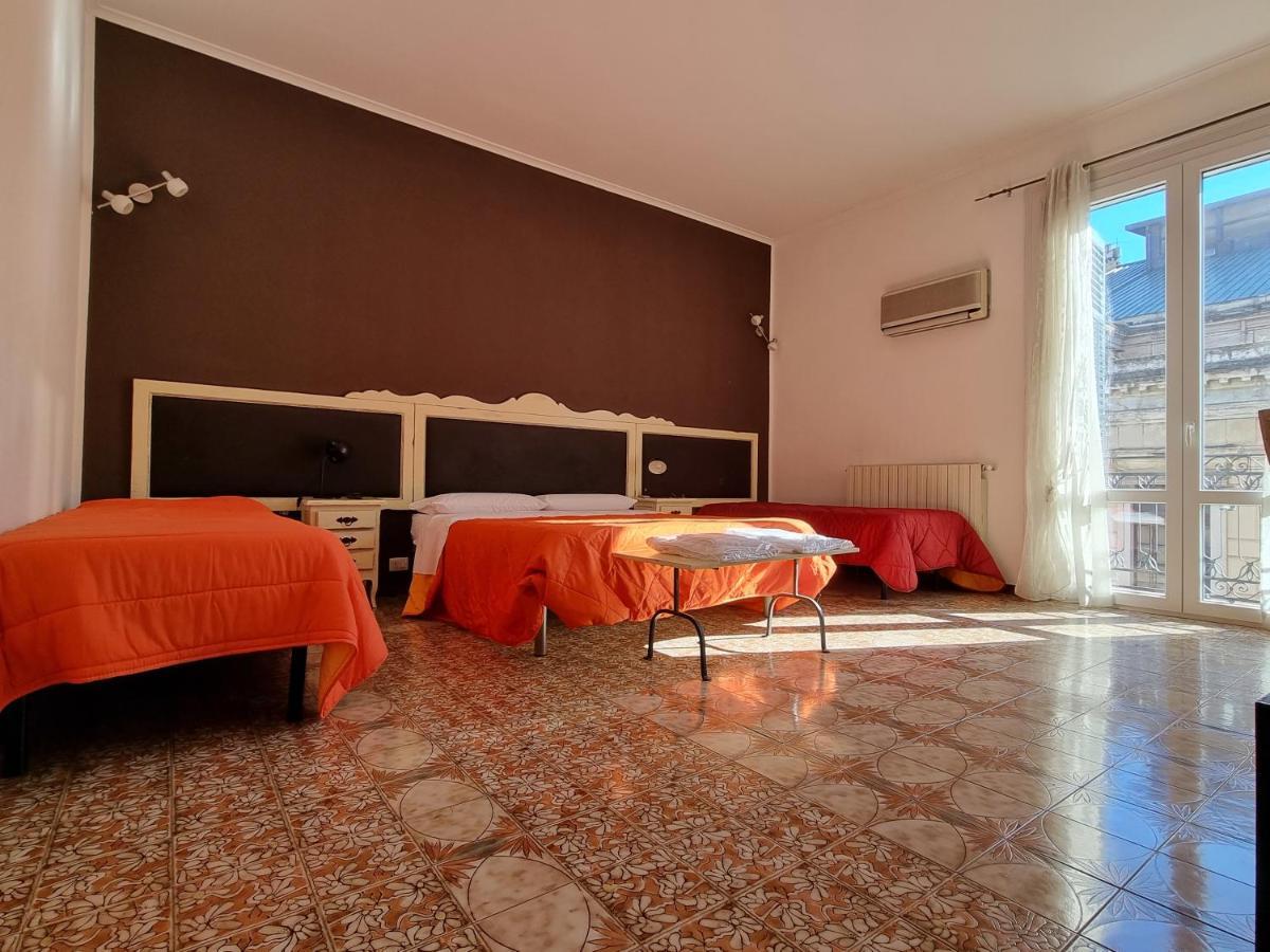 Piazza Politeama Apartman Palermo Kültér fotó